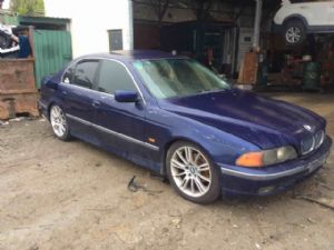 BMW 5 Series E34 525ix