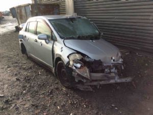 Nissan Tiida C11 2004-2007
