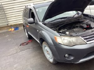 Mitsubishi Outlander CW5W 2006-2012