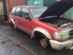 Ford Explorer UQ 1998-2001