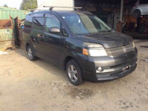 Toyota Noah/Voxy AZR60 2001-2007