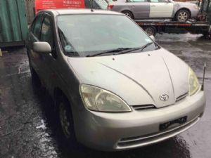 Toyota Prius NHW10