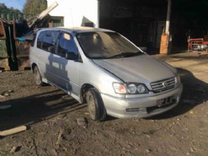 Toyota Ipsum SXM10 1995-2001