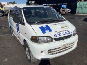 Mitsubishi Delica PA5W