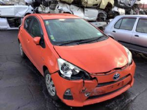 Toyota Aqua NHP10 2011-2015