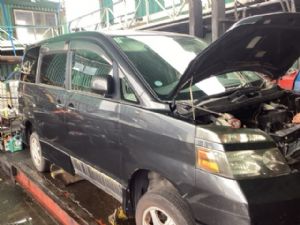 Toyota Noah/Voxy AZR60 2001-2007