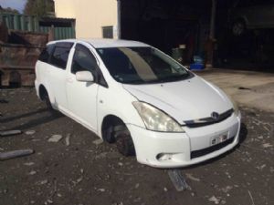 Toyota Wish ANE10 2003-2009