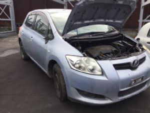 Toyota Auris E150 2006-2012