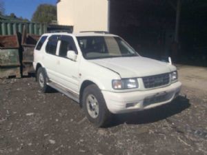 Isuzu Wizard UES73
