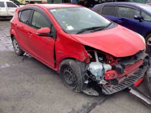 Toyota Aqua NHP10 2011-2015