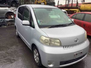 Toyota Porte/Spade NNP11