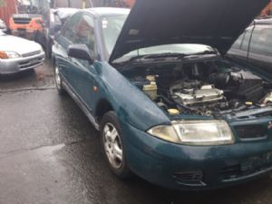 Mitsubishi Carisma DA2A