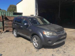 Mitsubishi Outlander CW5W 2006-2012