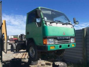 Mitsubishi Canter FE4