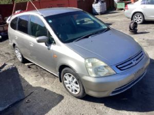 Honda Stream RN3 2001-2006