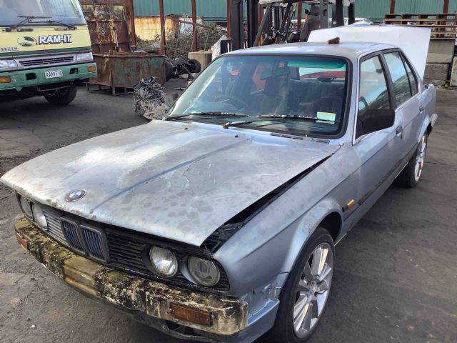 BMW 3 Series  320I E90 LCI