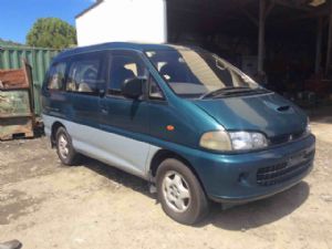 Mitsubishi Delica PA5W