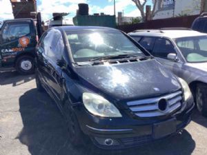 Mercedes-Benz 200 200