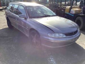 Holden Commodore VX 09/00-09/02