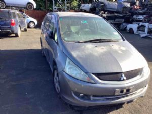 Mitsubishi Grandis NA4W