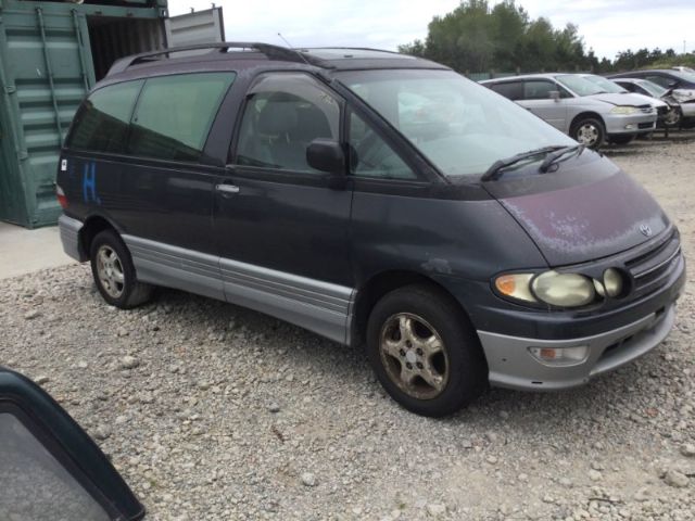 Toyota Estima TCR10