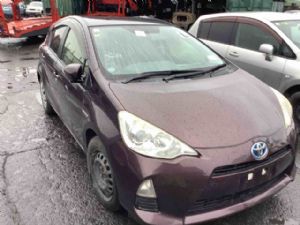 Toyota Aqua NHP10 2011-2015