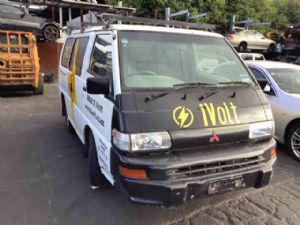 Mitsubishi L300 PO4W - L300