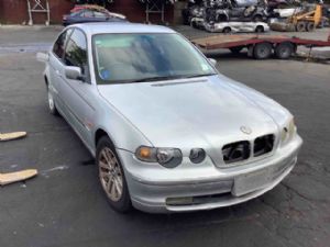 BMW 3 Series  318I E90 LCI