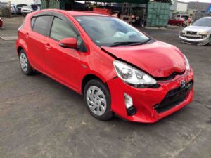 Toyota Aqua NHP10 2015-2017