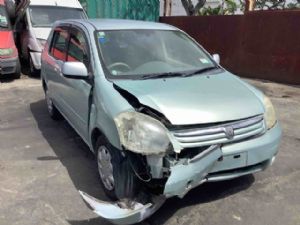 Toyota Raum NCZ20 2003-2011