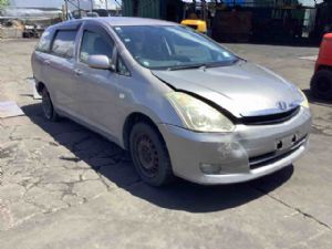 Toyota Wish ZNE10G 2003-2009