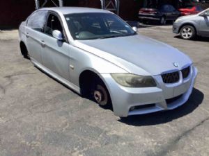 BMW 3 Series  320i E90