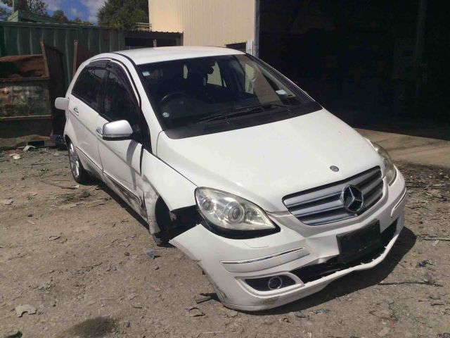 Mercedes-Benz 200 200