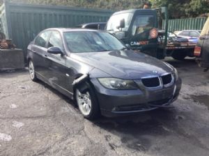 BMW 3 Series  320i E90