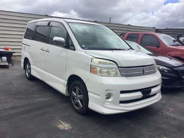 Toyota Noah/Voxy AZR60 2001-2007