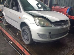 Ford Fiesta WP 02/2004 - 01/2006