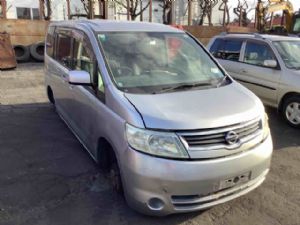Nissan Serena C25 2005-2010