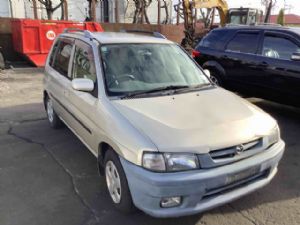 Mazda Demio DW 1999