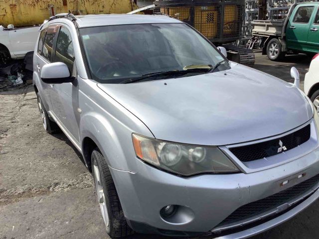 Mitsubishi Outlander CW5W 2006-2012