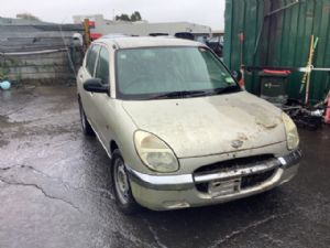 Daihatsu Sirion M100