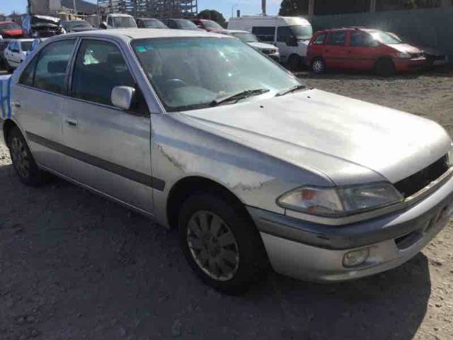 Toyota Carina AT211