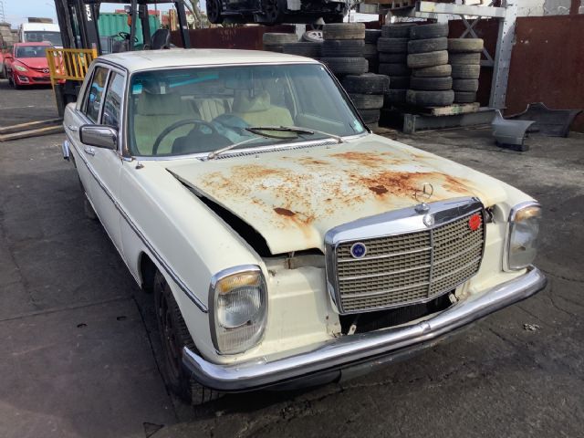 Mercedes-Benz 280 280E