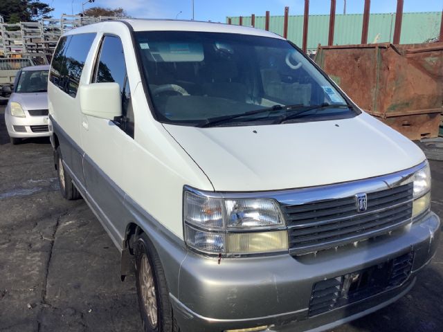 Nissan Elgrand E50 05/97-05/02