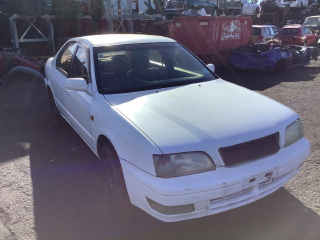 Toyota Camry SV40