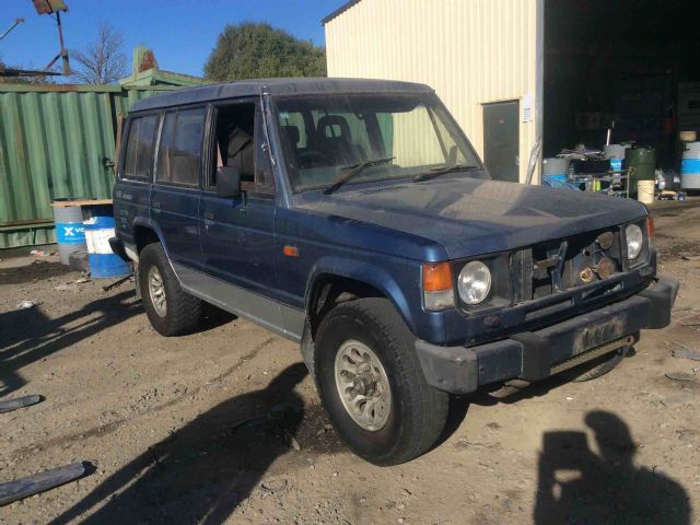 Mitsubishi Pajero L14