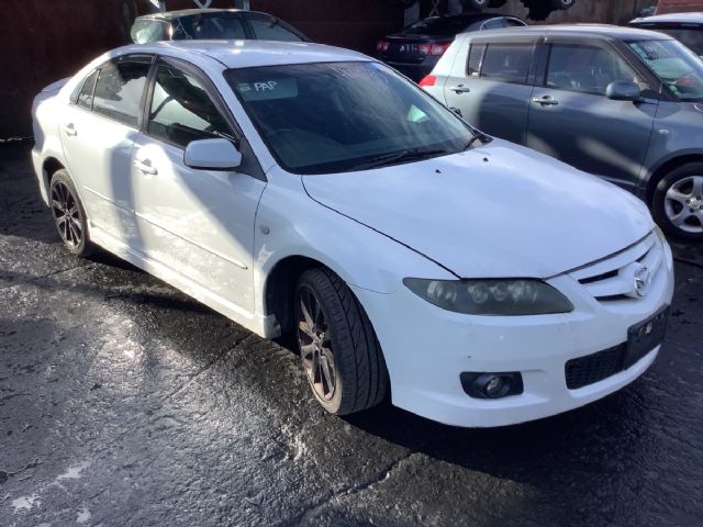Mazda Atenza GG 2002-2008