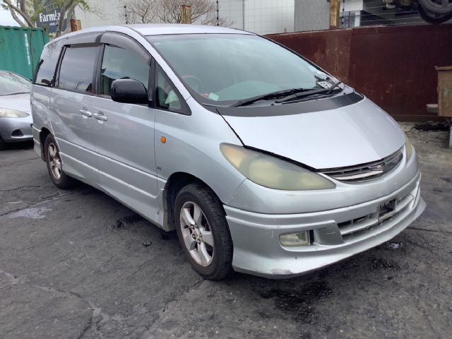 Toyota Estima MCR30