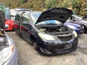 Mazda MPV LW 1999-2006