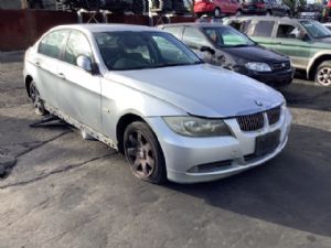 BMW 3 Series  323I E90