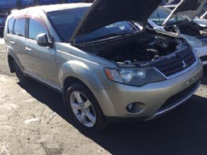 Mitsubishi Outlander CW5W 2006-2012